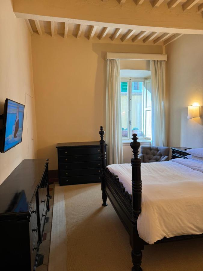 Residenza Del Corso Apartment อาเรซโซ ภายนอก รูปภาพ