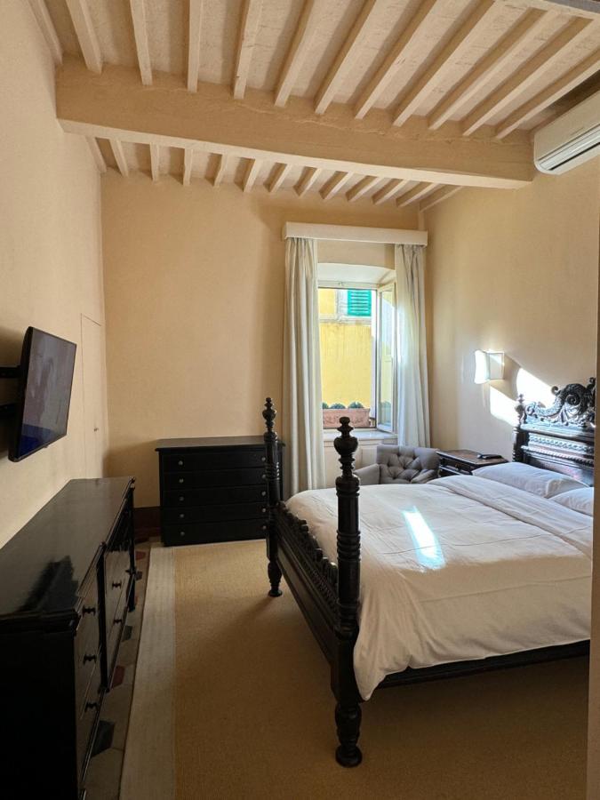 Residenza Del Corso Apartment อาเรซโซ ภายนอก รูปภาพ