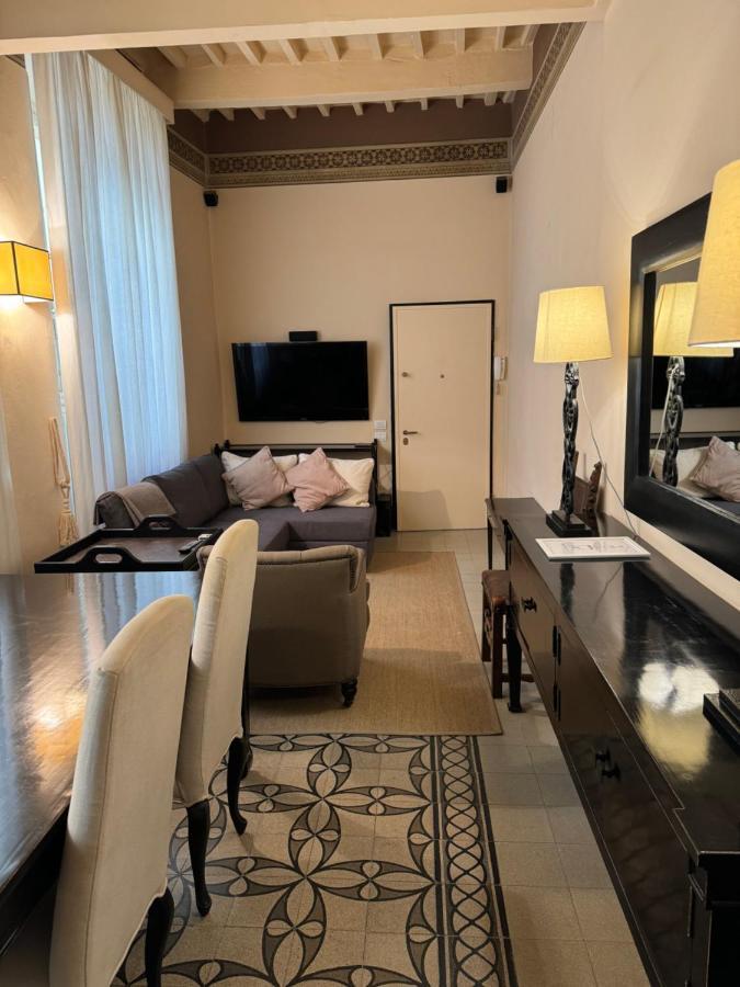 Residenza Del Corso Apartment อาเรซโซ ภายนอก รูปภาพ